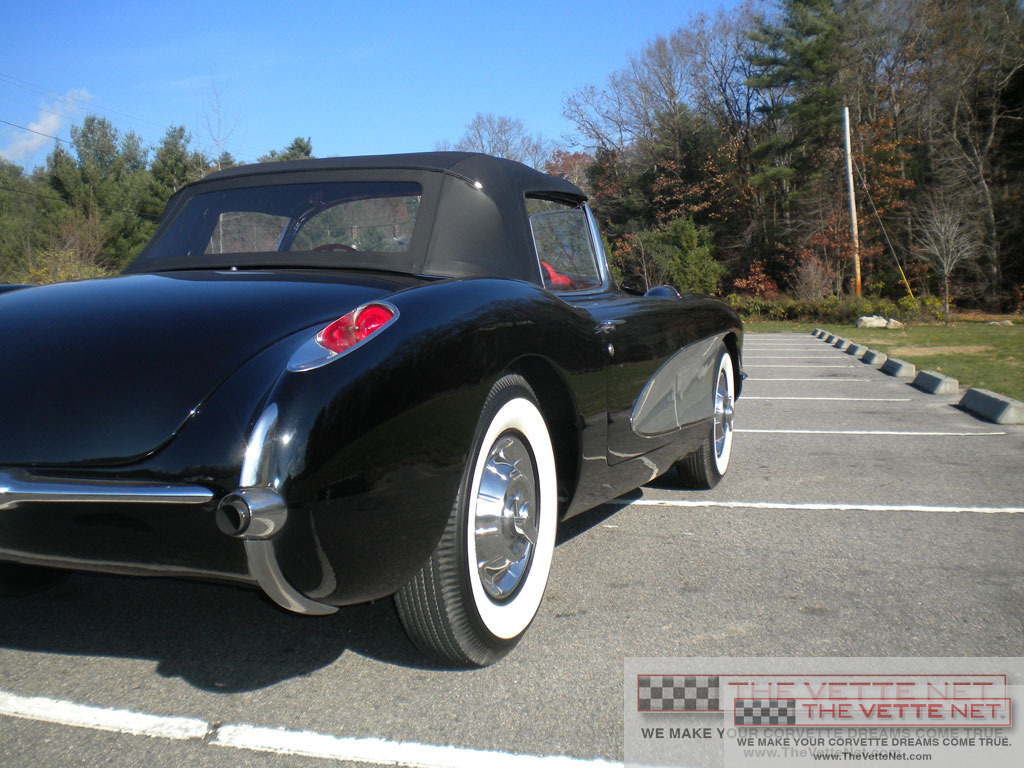 1956 Corvette Convertible Onyx Black/Polo White