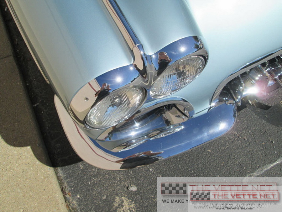 1958 Corvette Convertible Silver-Blue