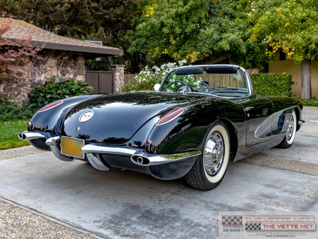 1959 Corvette Convertible Black with Gray Coves