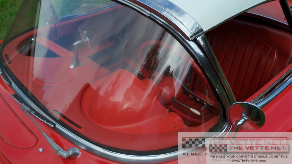 1958 Corvette Convertible Signet Red with Snowcrest White Cove