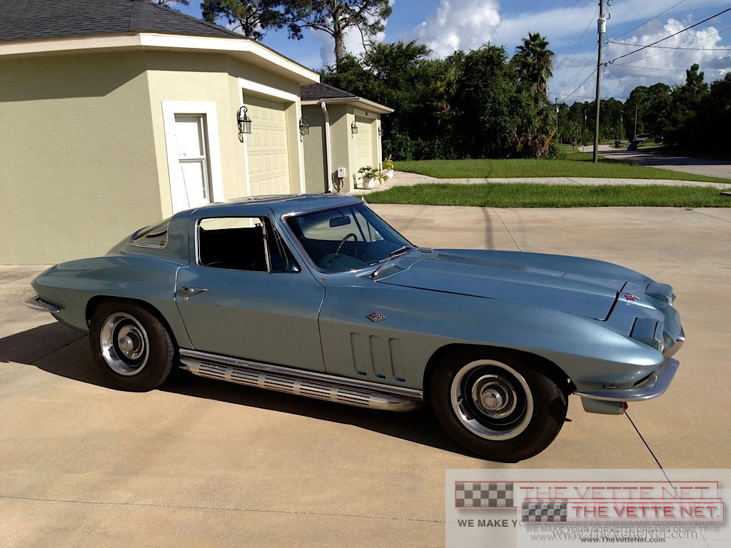 1966 Corvette Coupe Trophy Blue