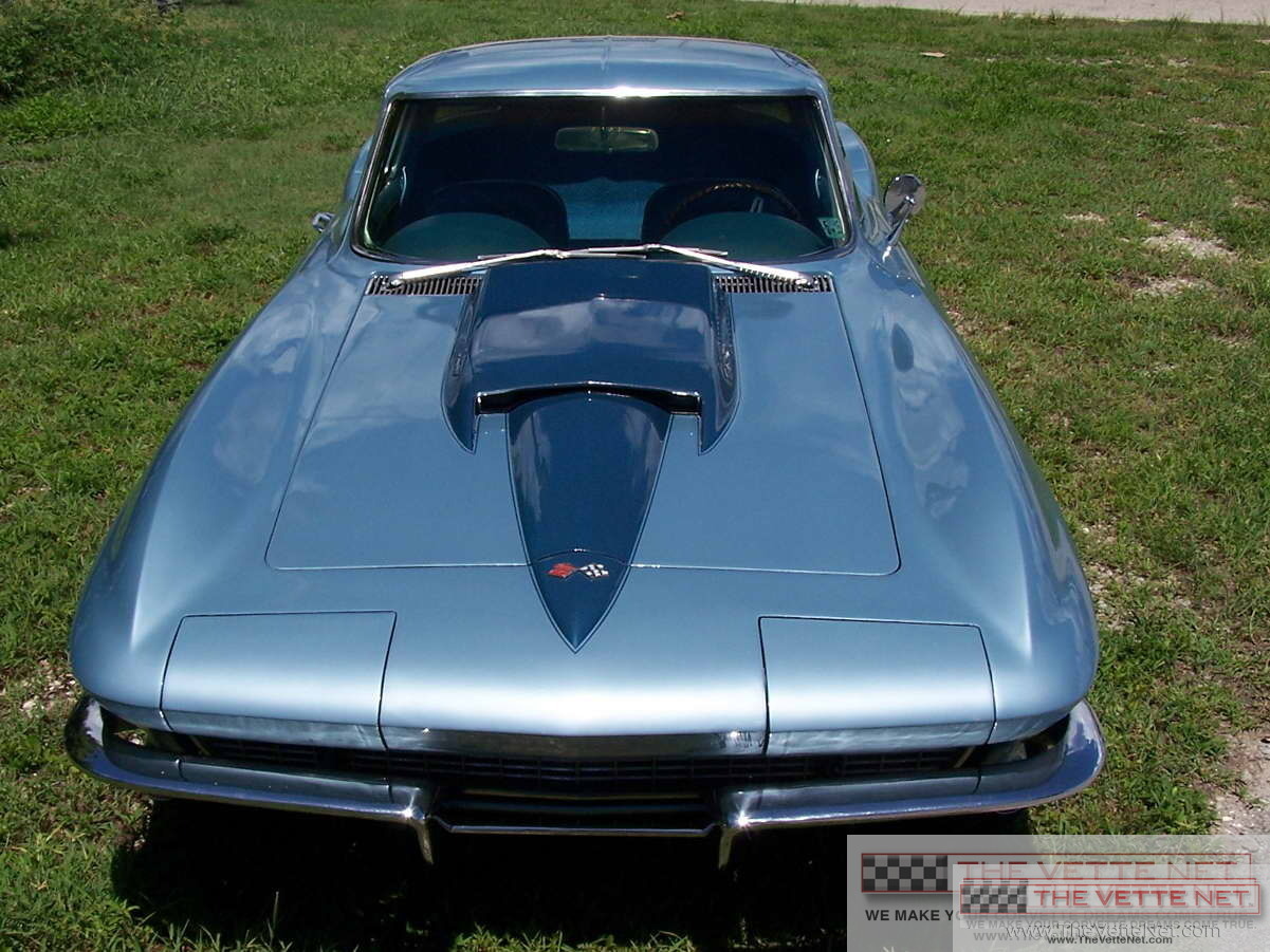 1967 Corvette Coupe Elkhart Blue