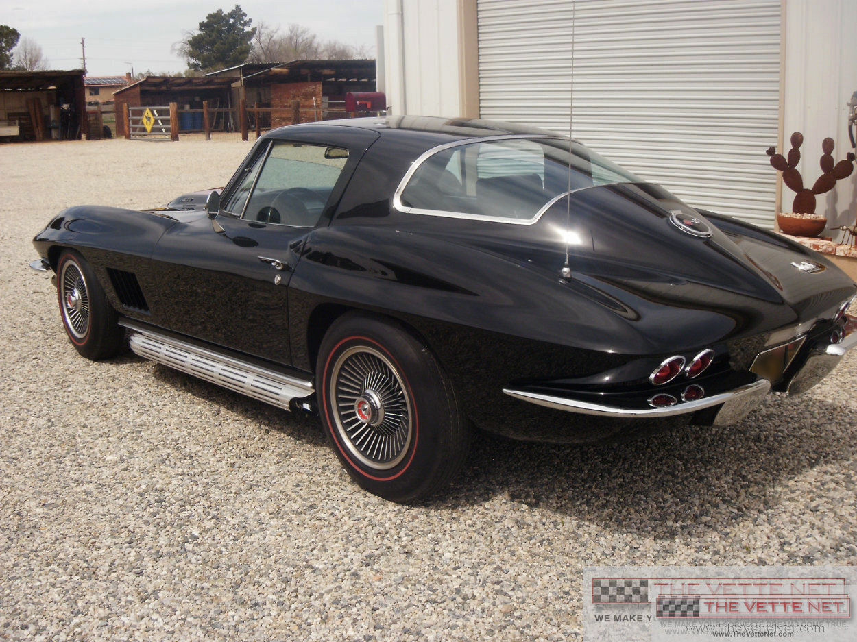 1967 Corvette Coupe Black with Red Stinger Color change