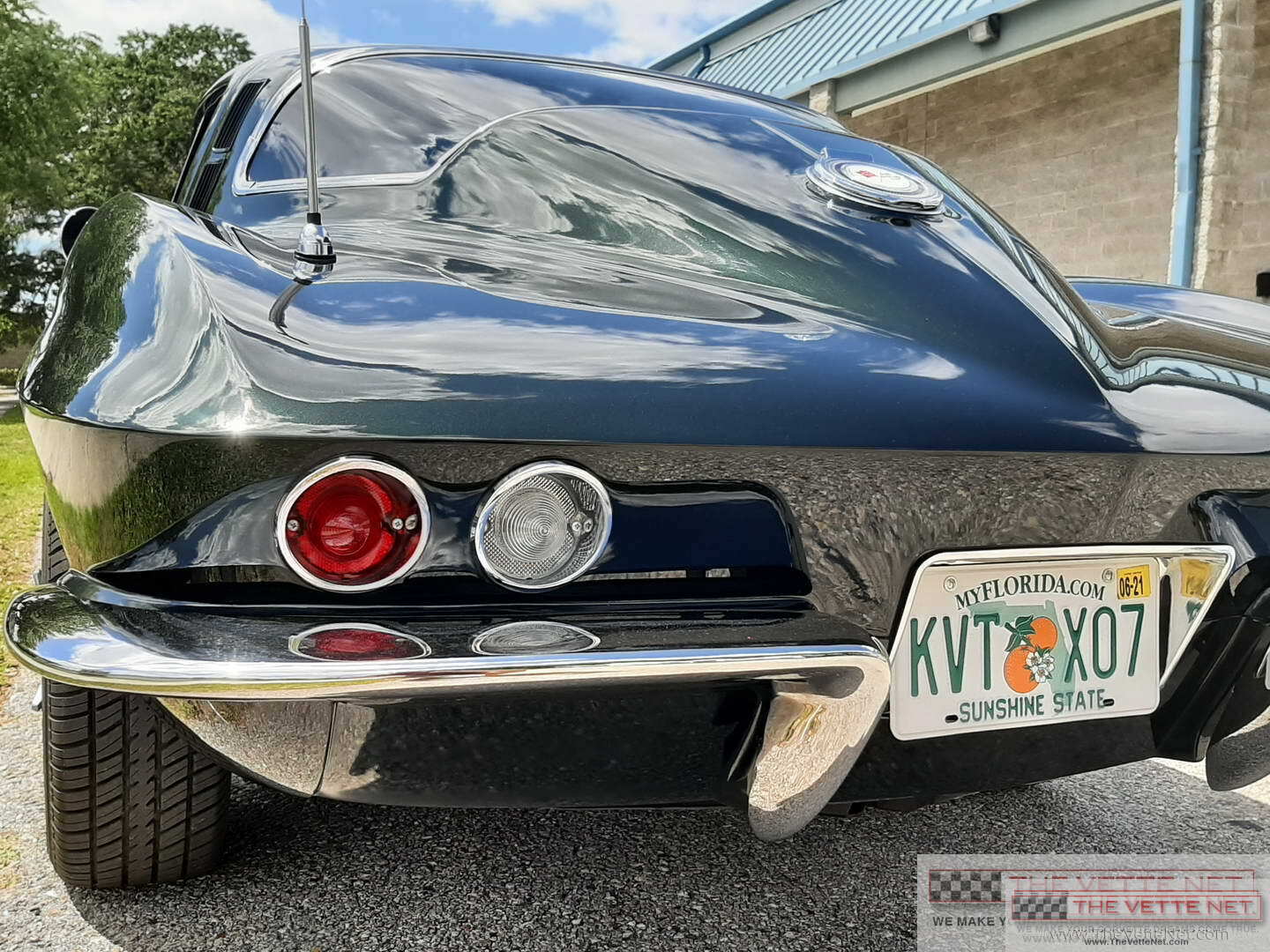 1965 Corvette Coupe Dark Green Metallic