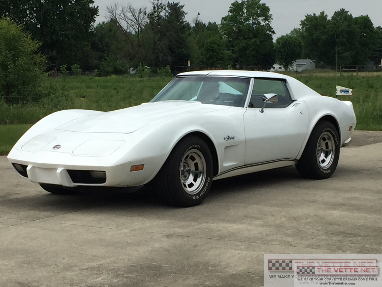 1975 Corvette T-Top White