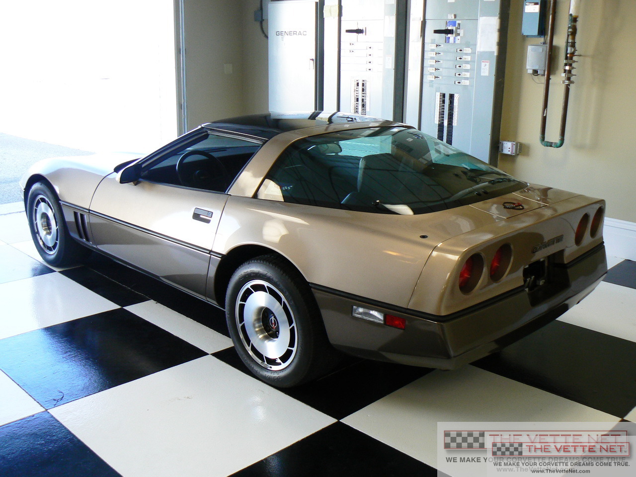 1984 Corvette Coupe Two-tone Bronze