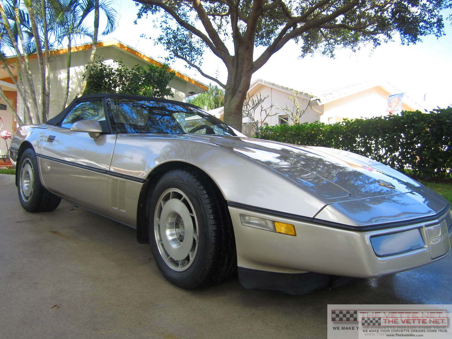1987 Corvette Convertible Gold Metallic