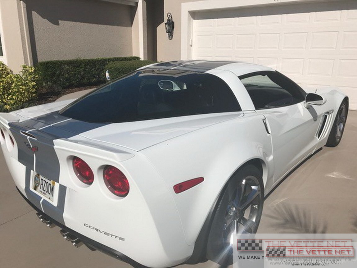 2013 Corvette Coupe White with Silver Stripes