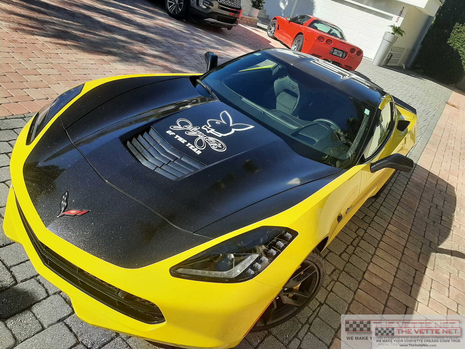 2016 Corvette Coupe Racing Yellow